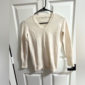 Ann Mashburn Ivory 100% cashmere v neck sweater